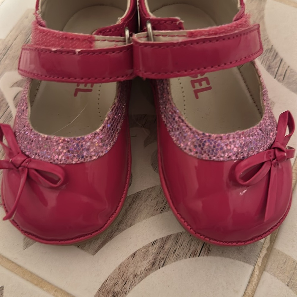 Angel Kids Fuchsia Glitter Dress Shoes - Picture 3 of 5